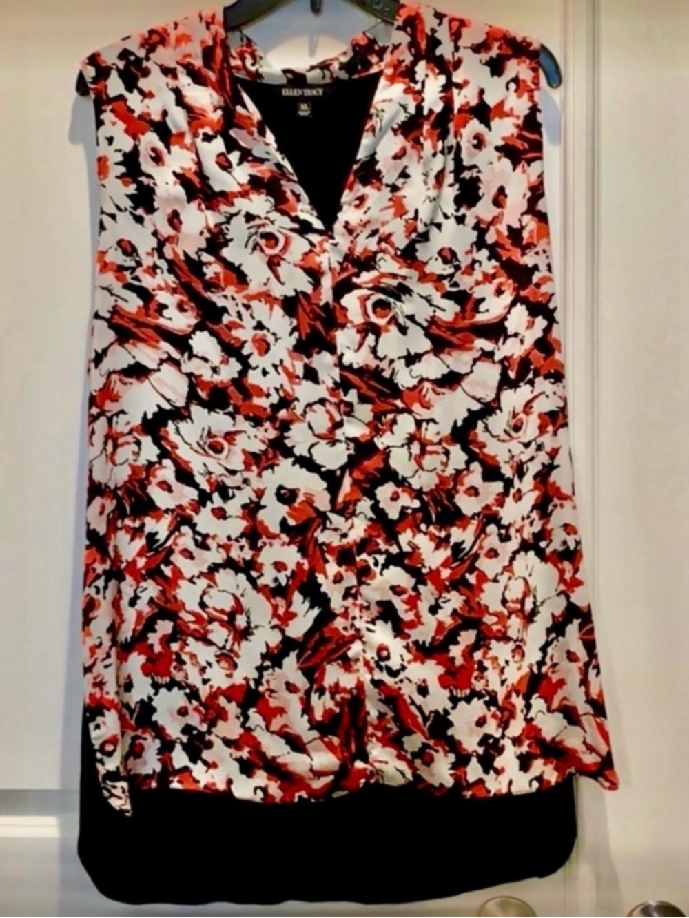 Beautiful Ellen Tracy Size XL Blouse